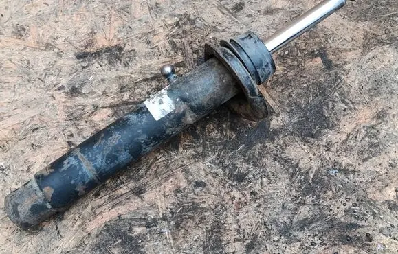 BMW 4 F32 F33 Front shock absorber/damper 6850902