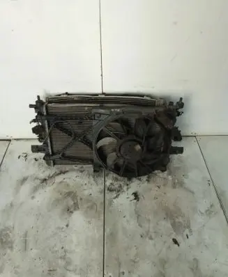 Opel Astra H Radiator set 