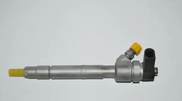 Mercedes-Benz C W203 Fuel injector 0445110177 0986435111