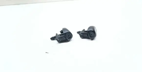 Peugeot 308 Windshield washer spray nozzle 