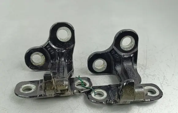 Jaguar F-Pace Rear door hinge set 