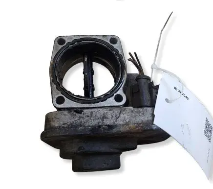 Opel Astra J Throttle valve 8981052101