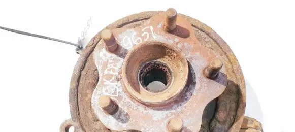 Infiniti FX Rear wheel hub
