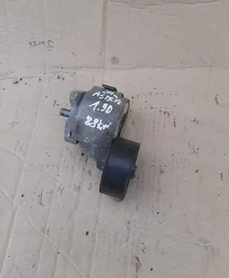 Opel Astra H Alternator belt tensioner 