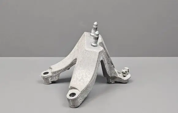 Dacia Sandero II Gearbox mounting bracket 112531966R