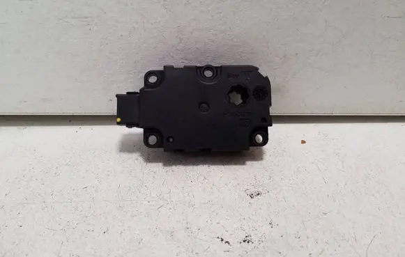 Audi Q7 4M Air flap motor/actuator DA893009 ZBAT0063D13