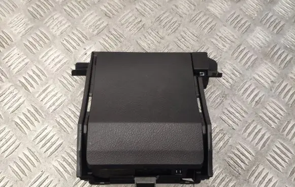 Dashboard trim