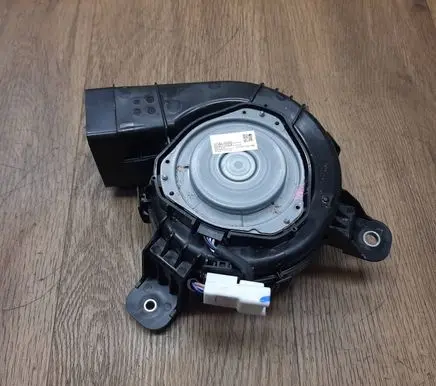 Hyundai Tucson IV NX4 Hybrid/electric vehicle battery fan 37580P0000
