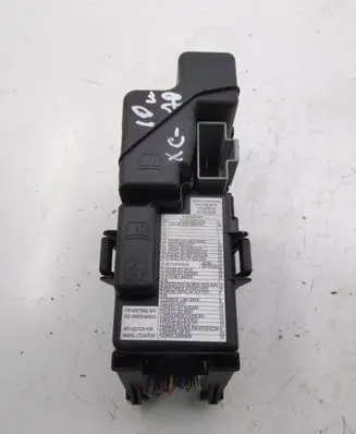 Volvo XC70 Fuse module 30659141