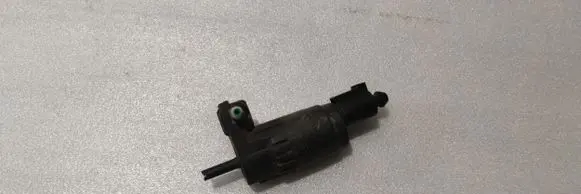 Audi S1 Windshield washer spray nozzle 8P0973722