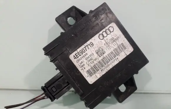 Audi A8 S8 D3 4E Alarm control unit/module 4E0907719