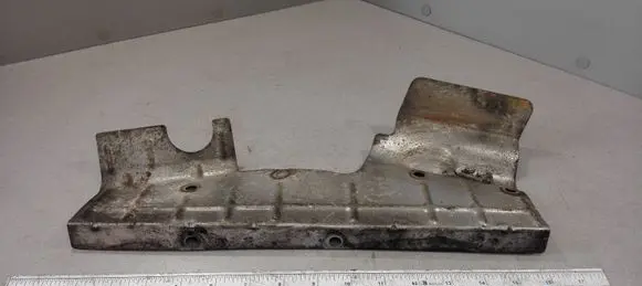 Chrysler Voyager Heat shield in engine bay 