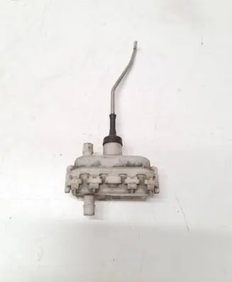 Audi A4 S4 B5 8D Central locking vacuum pump 4A08621538
