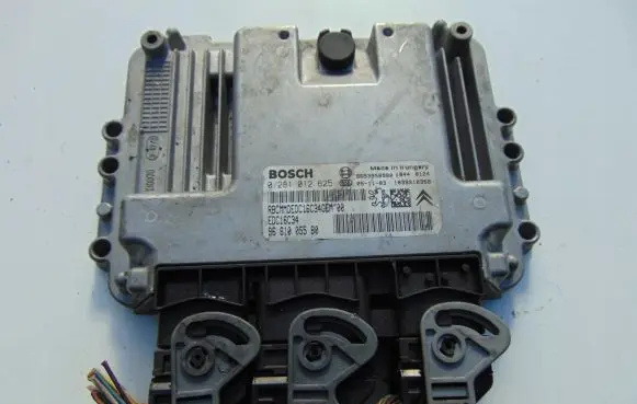 Peugeot 407 Engine control unit/module 0281012625 9661005580