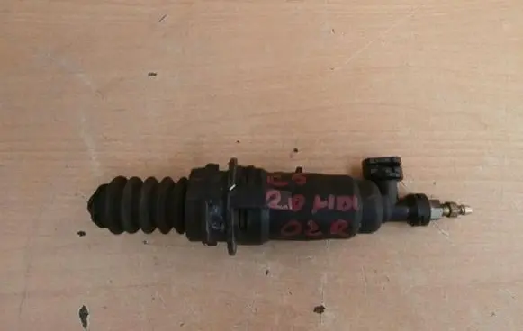 Citroen C5 Aircross Clutch slave cylinder 