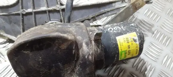 Renault Laguna I Wiper motor 53546402