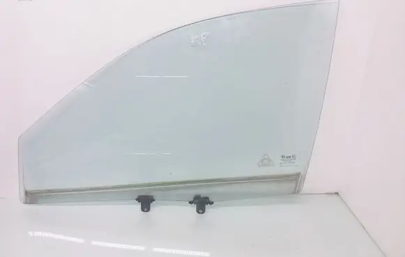 Hyundai Sonata Front door window glass four-door