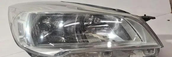 Ford Kuga II Headlight/headlamp 90014884