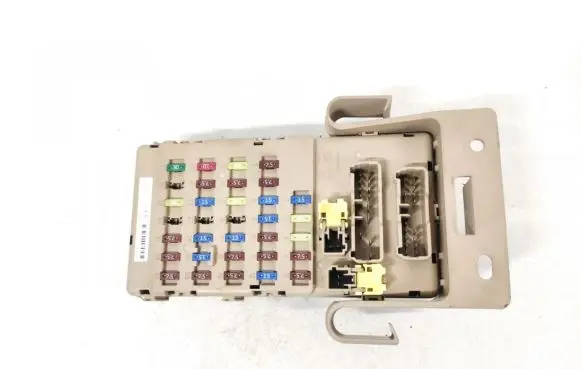 Subaru Outback Fuse box set 82201aj000