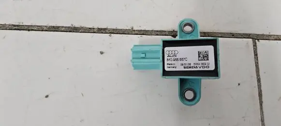 Audi A4 S4 B8 8K Airbag deployment crash/impact sensor 8K0955557C 5WK4380902 0W3108