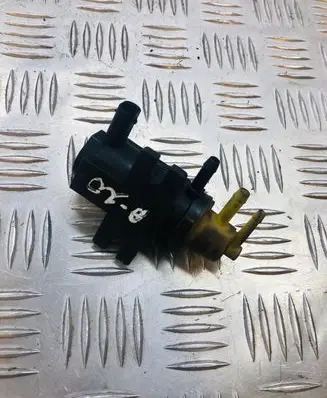 Mercedes-Benz E W212 Turbo solenoid valve A0091533128