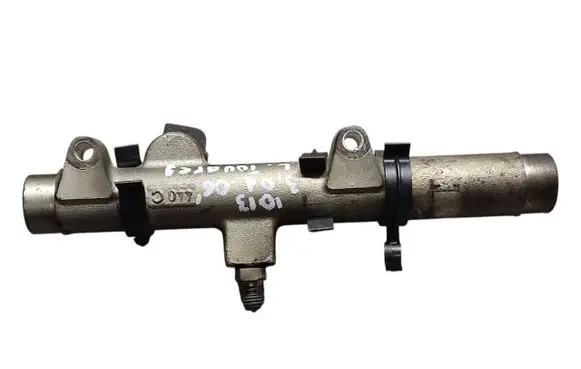 Volkswagen Touareg I Fuel main line pipe 059130089D F00R001650 0281002691
