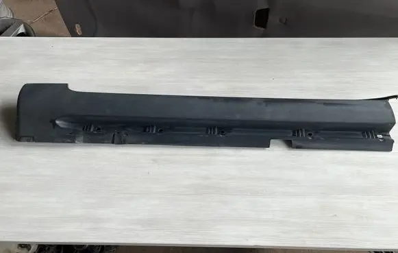Volvo V70 Sill 9178761