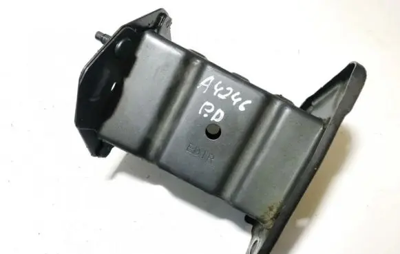 Nissan Note (E11) Front bumper cross member