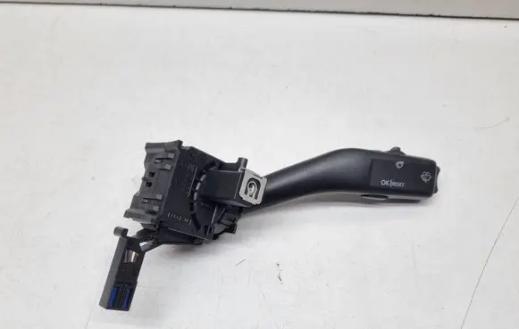 Skoda Octavia Mk2 (1Z) Wiper control stalk 1K0953519C