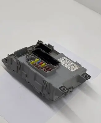 Fiat Fiorino Fuse module 01368892080 28290405 116RI000674