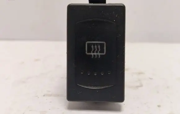 Volkswagen PASSAT B5 Windscreen/window heater switch 3B0959621C