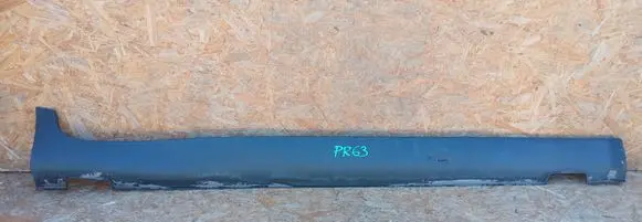 KIA Stonic Sill 87754H8400 PR63 87754-H8400