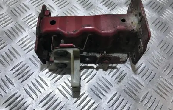 Citroen Xsara Rear bumper mounting bracket