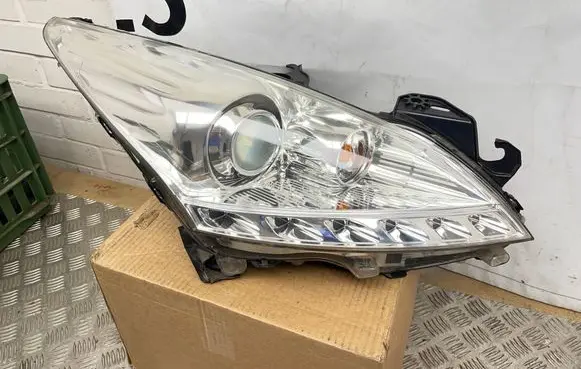 Peugeot 3008 I Headlight/headlamp 9672682480
