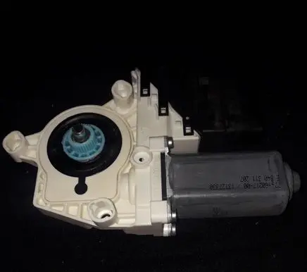 Seat Leon (1P) Rear door window regulator motor 1K0959703N