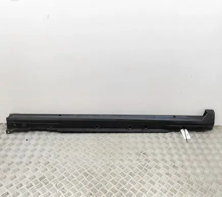 Toyota Yaris Cross Sill 75850K2010