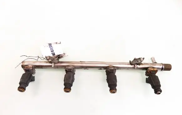 Fuel main line pipe
