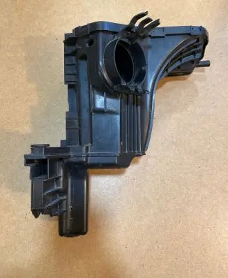 Intake resonator