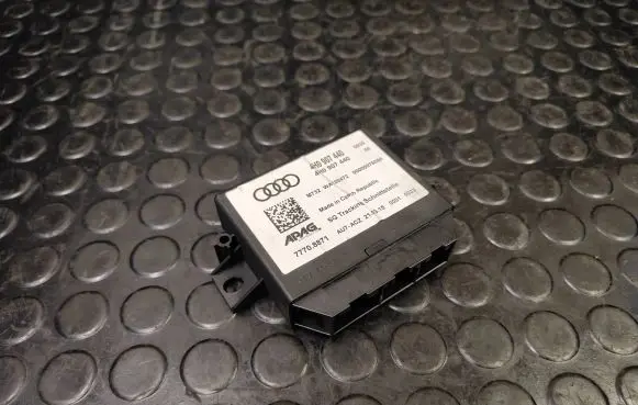 Audi A8 S8 D4 4H Parking PDC control unit/module 4H0907440