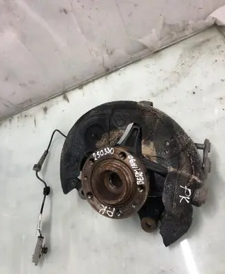 Citroen Berlingo Front wheel hub