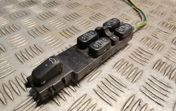 Mercedes-Benz S W220 Electric window control switch 2208201010