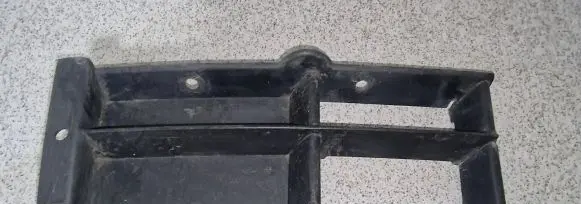 BMW 5 E39 Front bumper lower grill 511182356409