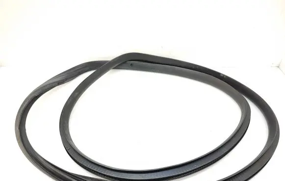 Tesla Model Y Front door rubber seal 149767300D 15102200