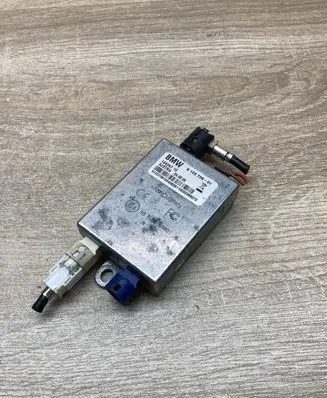 BMW X5 E70 Aerial antenna amplifier 9123739 144047