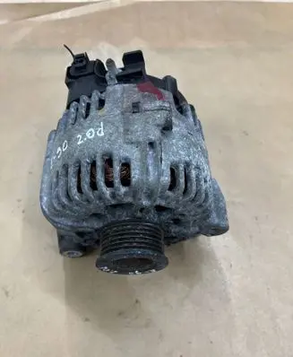 BMW 1 E81 E87 Generator/alternator 7799180 2543390A TG15C093