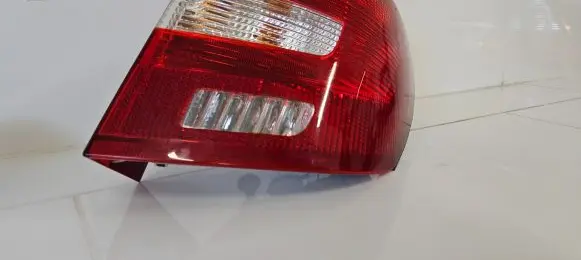 Skoda Fabia Mk2 (5J) Rear/tail lights 5J6945096 5J6945112 VP7VWX3404AC