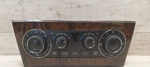 Mercedes-Benz C W203 Climate control unit A2038304085 F011500039 330157