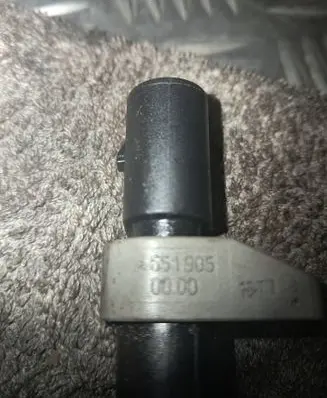Mercedes-Benz SLK R170 Crankshaft speed sensor A651905 0000 187144