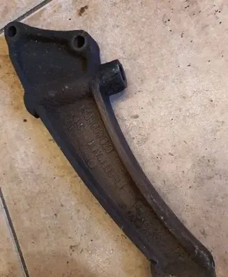 Volkswagen Transporter - Caravelle T4 Gearbox mounting bracket 02B409905K