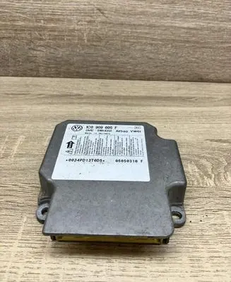 Volkswagen Transporter - Caravelle T5 Airbag control unit/module 1C0909605F 5WK43131